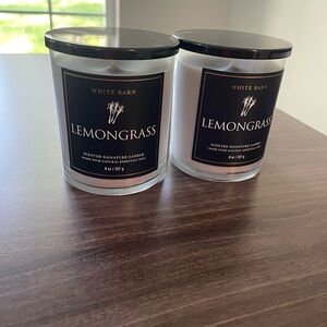 White Barn Lemon Candle - Black and White